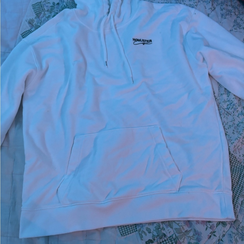 Hollister Men's White Hoodie